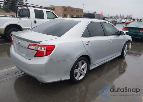 2014 Toyota Camry Se z USA, uszkodzony, nr VIN 4T1BF1FK0EU418849